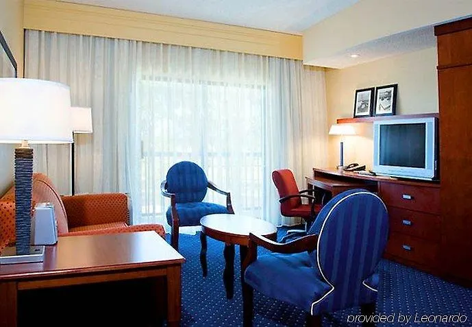Courtyard By Marriott Memphis Southaven Hotel 3*,